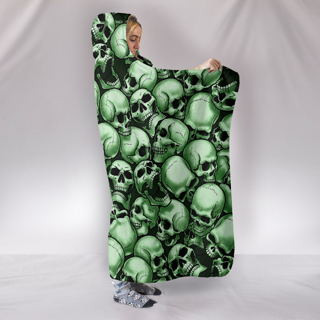 Skull Pile Hooded Blanket - Green