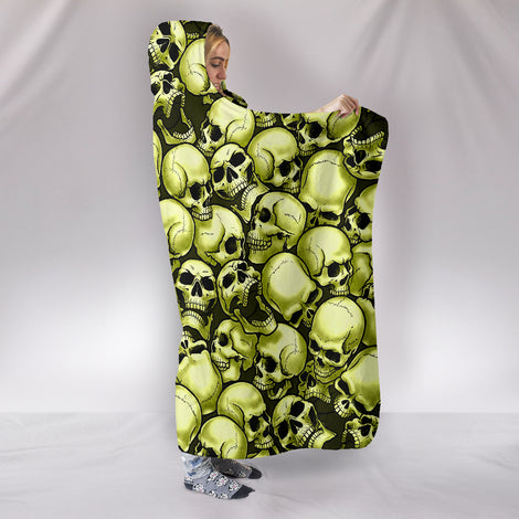 Skull Pile Hooded Blanket - Gold