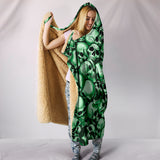 Skull Pile Hooded Blanket - Green